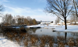 Blick auf die Rottal Terme im Winter